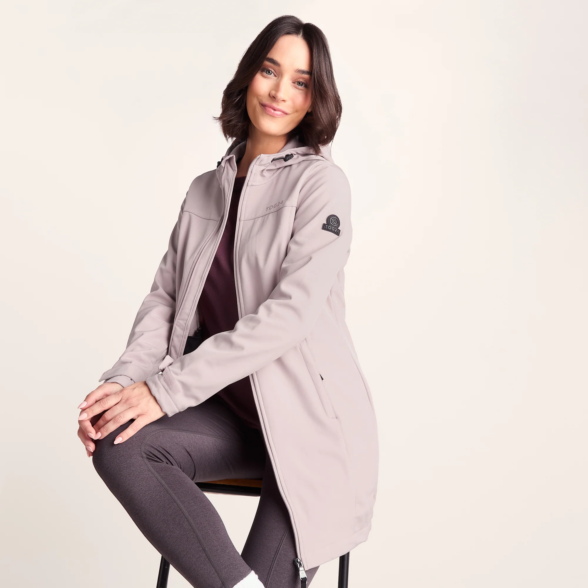 Keld Womens Long Shower Resistant Hooded Softshell Jacket - Dusky Pink - Image 5