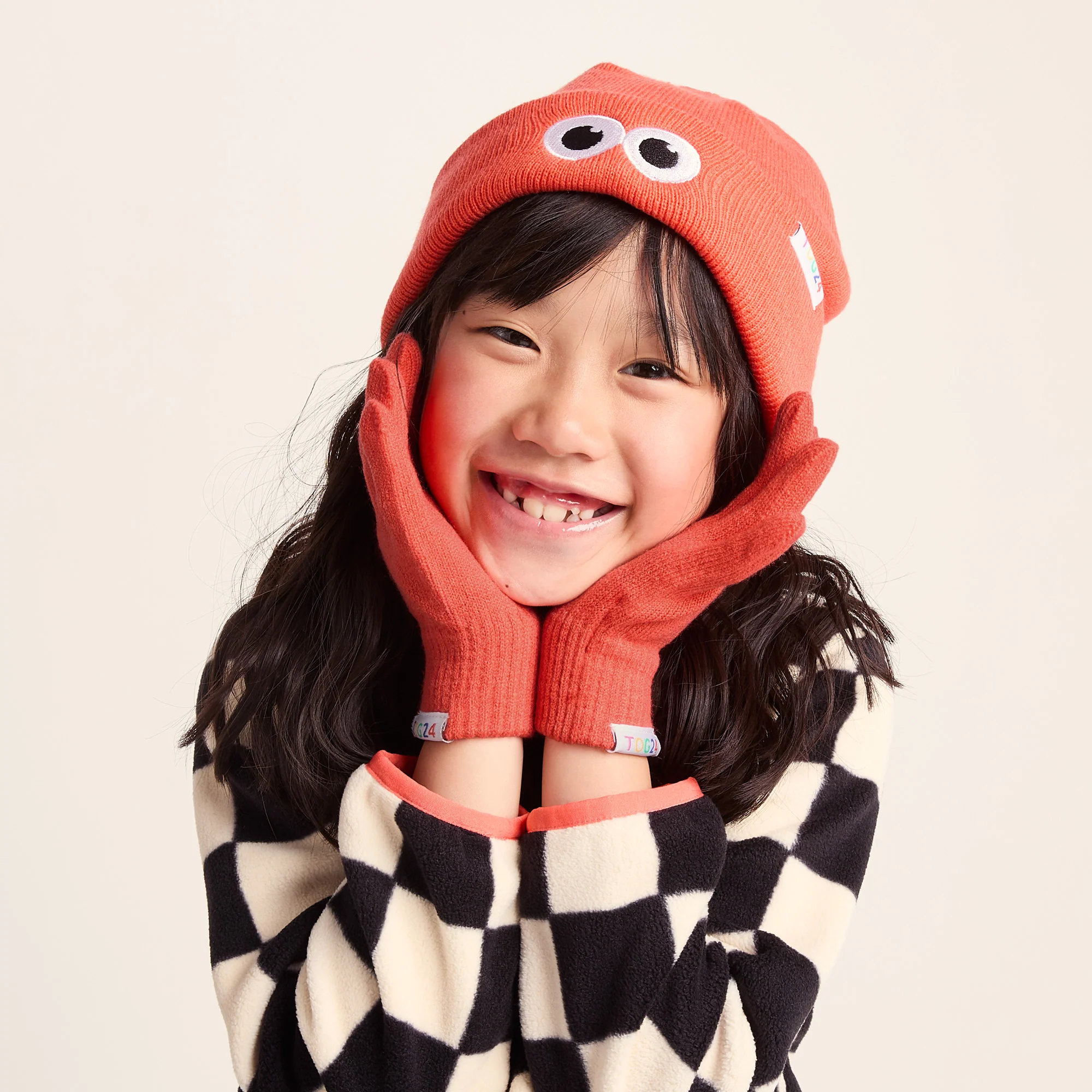 Soay Kids Shaun the Sheep Knit Gloves - Satsuma Orange - Image 3